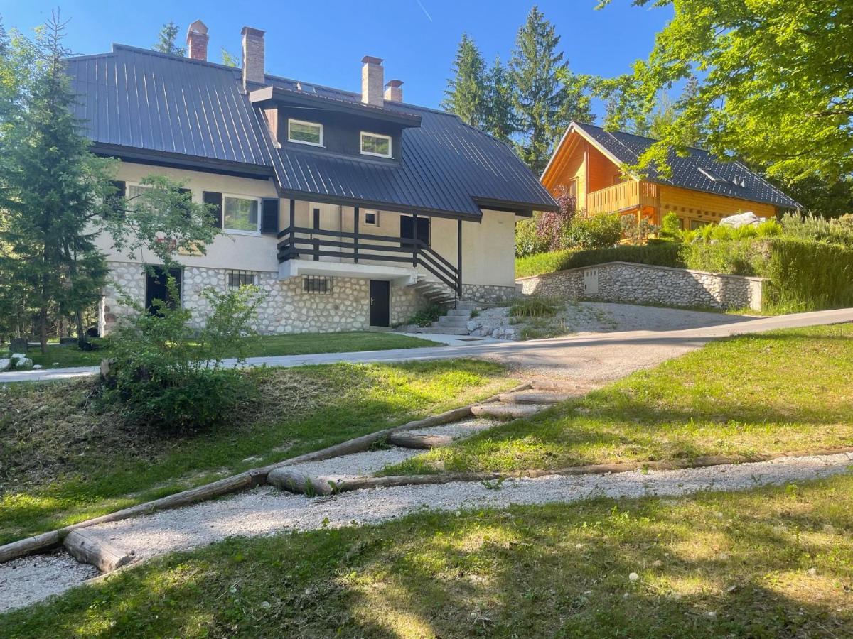 Martinov Dom Apartman Kranjska Gora Kültér fotó